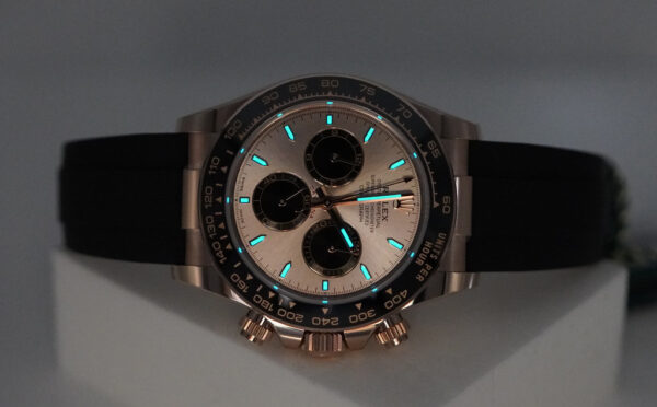 BRAND NEW Rolex 126515LN DAYTONA 18K RG OYSTERFLEX SUNDUST DIAL 2024 FULL SET - Image 11