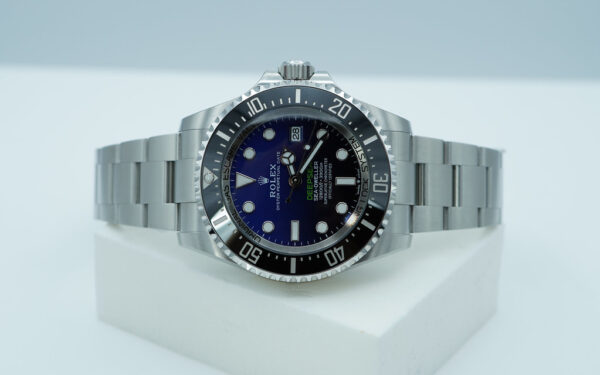 Rolex 136660 DEEPSEA D-BLUE DIAL JAMES CAMERON 2022 WARRANTY COMPLETE SET - Image 10