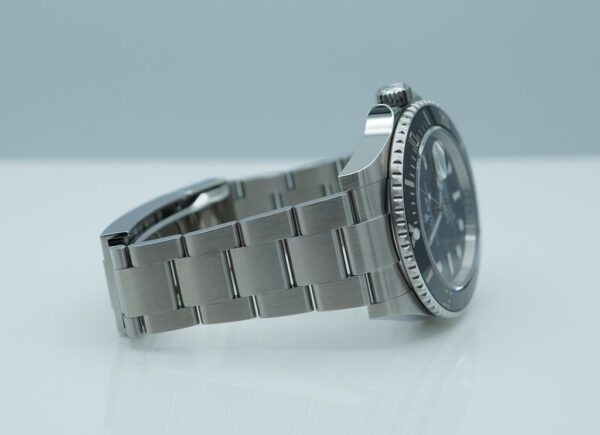 Rolex 126610LN SUBMARINER DATE 41 NEW MODEL 2023 WARRANTY COMPLETE SET - Image 6