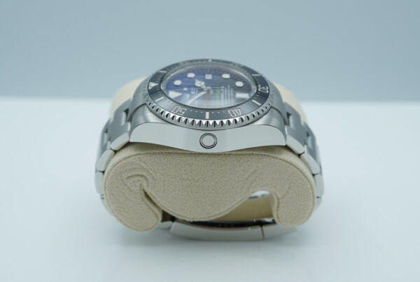 Rolex 136660 DEEPSEA D-BLUE DIAL JAMES CAMERON 2022 WARRANTY COMPLETE SET - Image 4