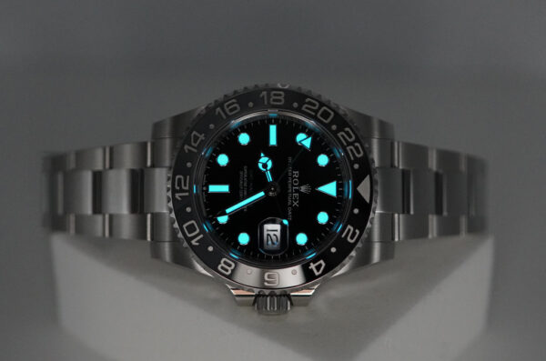 Rolex 126710GRNR GMT MASTER II BLACK GREY BEZEL OYSTER BAND 2024 FULL SET - Image 10
