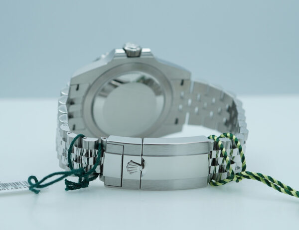 BRAND NEW Rolex 126710BLRO PEPSI GMT MASTER II RED BLUE JUBILEE BAND 2024 FULL SET - Image 7