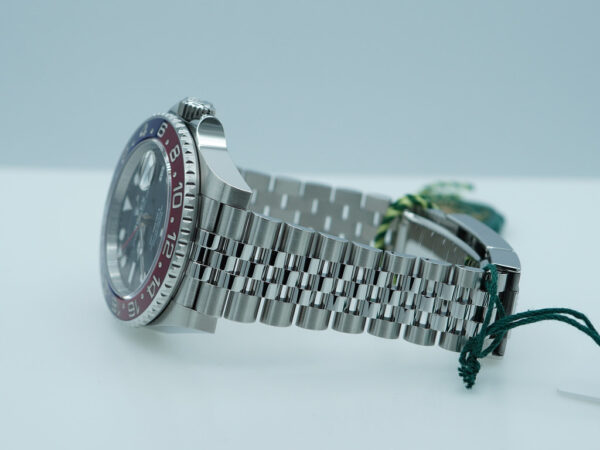 BRAND NEW Rolex 126710BLRO PEPSI GMT MASTER II RED BLUE JUBILEE BAND 2024 FULL SET - Image 5