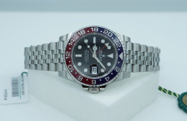 BRAND NEW Rolex 126710BLRO PEPSI GMT MASTER II RED BLUE JUBILEE BAND 2024 FULL SET - Image 9