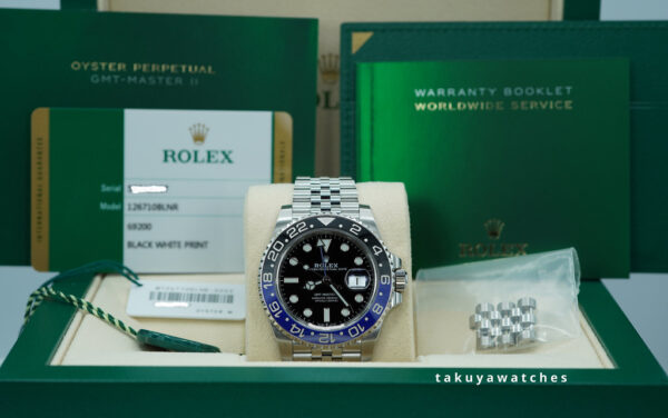 Rolex 126710BLNR GMT MASTER 2 BLACK BLUE BEZEL JUBILEE 2020 COMPLETE SET - Image 2