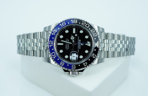Rolex 126710BLNR GMT MASTER 2 BLACK BLUE BEZEL JUBILEE 2020 COMPLETE SET - Image 9