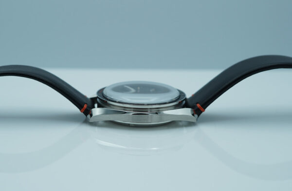 Omega SPEEDY TUESDAY ULTRAMAN SPEEDMASTER LIMITED EDITION 2018 COMPLETE SET - Image 3