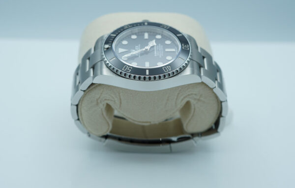 Rolex 124060 SUBMARINER NO DATE 41 NEW MODEL 2021 WARRANTY COMPLETE SET - Image 4