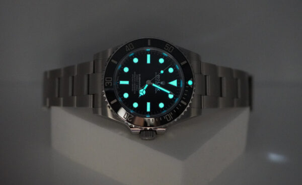 Rolex 124060 SUBMARINER NO DATE 41 NEW MODEL 2021 WARRANTY COMPLETE SET - Image 11