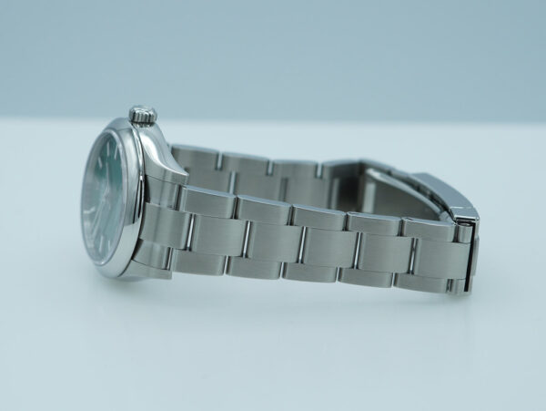 Rolex 277200 OYSTER PERPETUAL 31MM GREEN DIAL 2024 WARRANTY FULL SET - Image 5
