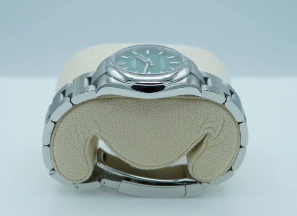 Rolex 277200 OYSTER PERPETUAL 31MM GREEN DIAL 2024 WARRANTY FULL SET - Image 4