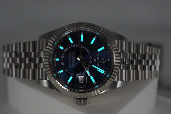 Rolex 336934 SKY-DWELLER BLUE DIAL JUBILEE BAND NEW MODEL 2024 FULL SET - Image 11