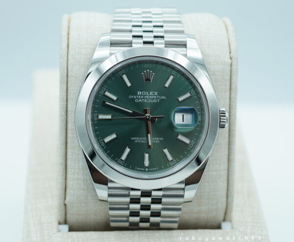 Rolex 126300 DATEJUST 41 MINT GREEN DIAL JUBILEE BAND 2024 COMPLETE SET