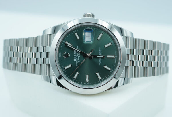Rolex 126300 DATEJUST 41 MINT GREEN DIAL JUBILEE BAND 2024 COMPLETE SET - Image 10
