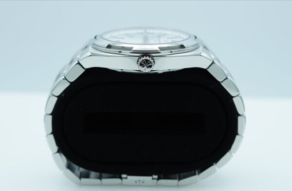 Vacheron CONSTANTIN OVERSEAS 4500V STEEL SILVER DIAL 2023 WARRANTY FULL SET - Image 3