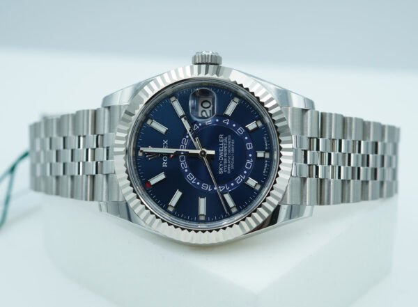 Rolex 336934 SKY-DWELLER BLUE DIAL JUBILEE BAND NEW MODEL 2024 FULL SET - Image 10