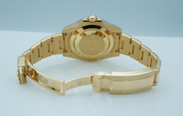 Rolex 116618LN SUBMARINER 18K YELLOW GOLD BLACK DIAL 40MM 2016 FULL SET - Image 8