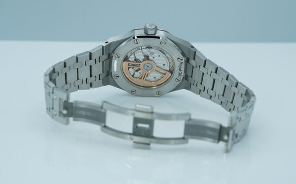 Audemars PIGUET ROYAL OAK 15550ST GREY DIAL 37MM 2023 WARRANTY FULL SET - Image 8