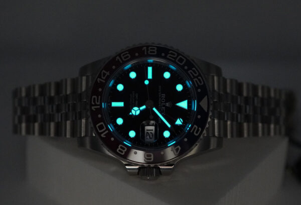 BRAND NEW Rolex 126710BLRO PEPSI GMT MASTER II RED BLUE JUBILEE BAND 2024 FULL SET - Image 11
