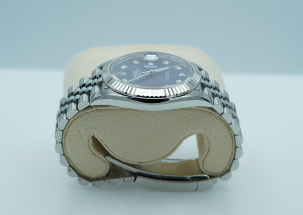 Rolex 126334 DATEJUST 41 FLUTED BEZEL BLUE DIAMOND DIAL JUBILEE BAND FULL SET - Image 4
