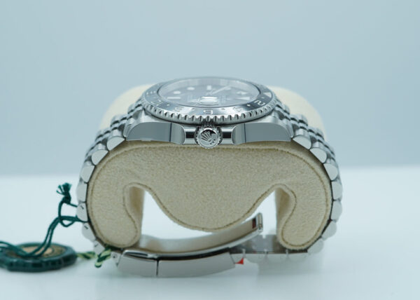 BRAND NEW Rolex 126710GRNR GMT MASTER 2 BLACK GREY BEZEL JUBILEE BAND 2024 FULL SET - Image 3