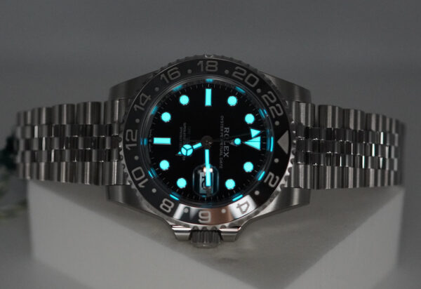 BRAND NEW Rolex 126710GRNR GMT MASTER 2 BLACK GREY BEZEL JUBILEE BAND 2024 FULL SET - Image 11