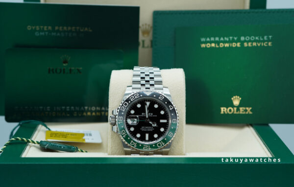 Rolex 126720VTNR GMT MASTER 2 LEFTY BLACK GREEN SPRITE JUBILEE BAND 2023 FULL SET - Image 2