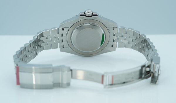 Rolex 126720VTNR GMT MASTER 2 LEFTY BLACK GREEN SPRITE JUBILEE BAND 2023 FULL SET - Image 8