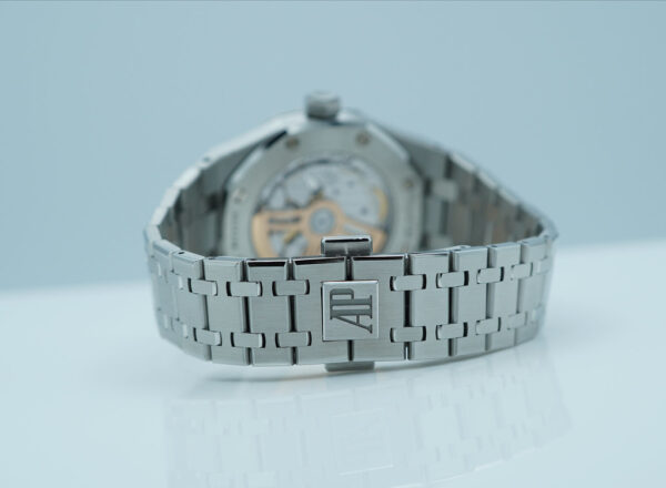 Audemars PIGUET ROYAL OAK 15550ST GREY DIAL 37MM 2023 WARRANTY COMPLETE SET - Image 7