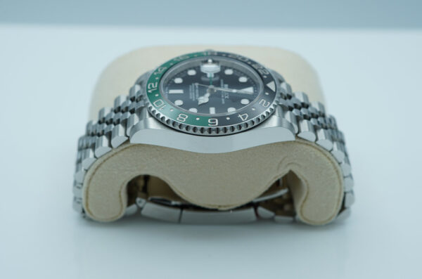Rolex 126720VTNR GMT MASTER 2 LEFTY BLACK GREEN SPRITE JUBILEE BAND 2023 FULL SET - Image 4