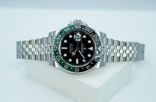 Rolex 126720VTNR GMT MASTER 2 LEFTY BLACK GREEN SPRITE JUBILEE BAND 2023 FULL SET - Image 10