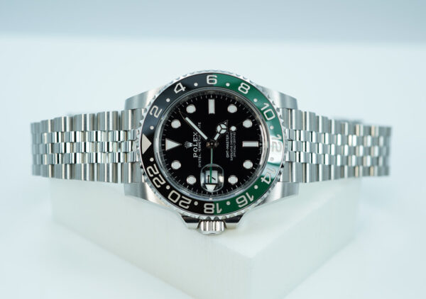 Rolex 126720VTNR GMT MASTER 2 LEFTY BLACK GREEN SPRITE JUBILEE BAND 2023 FULL SET - Image 9