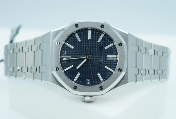 BRAND NEW Audemars PIGUET ROYAL OAK 15510ST STEEL BLUE NUIT DIAL 2024 COMPLETE SET - Image 9