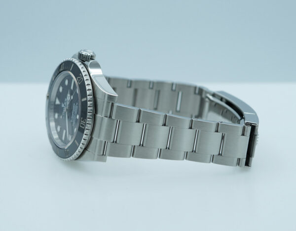 Rolex 124060 SUBMARINER NO DATE 41 NEW MODEL 2024 WARRANTY COMPLETE SET - Image 5