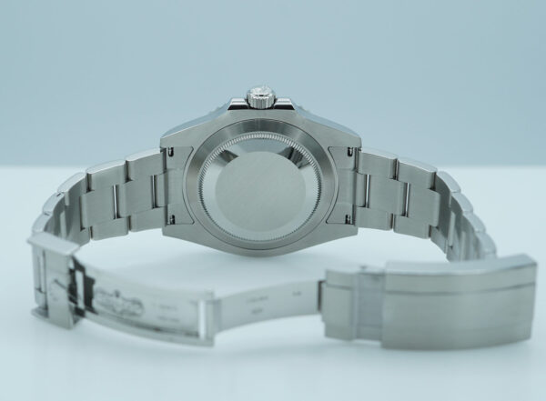 Rolex 124060 SUBMARINER NO DATE 41 NEW MODEL 2024 WARRANTY COMPLETE SET - Image 8