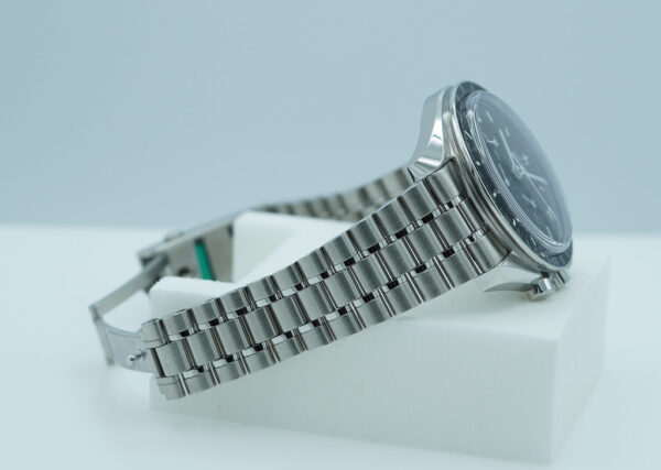 Omega SPEEDMASTER PROFESSIONAL MOONWATCH 3861 SAPPHIRE 2024 COMPLETE SET - Image 6