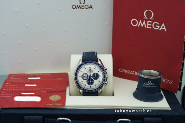 Omega SPEEDMASTER SILVER SNOOPY AWARD 50TH ANNIVERSARY 2023 FULL SET - Image 2