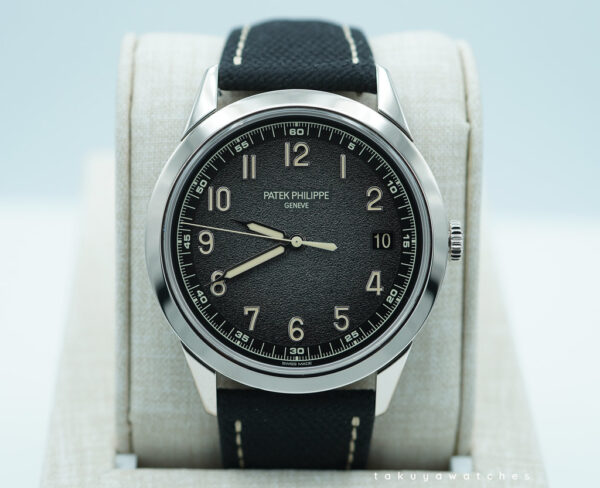 Patek PHILIPPE 5226G CALATRAVA 18K WHITE GOLD CHARCOAL GRAY DIAL 2022 FULL SET
