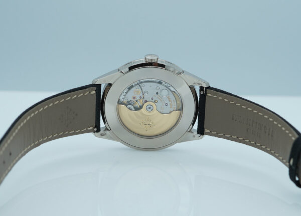 Patek PHILIPPE 5226G CALATRAVA 18K WHITE GOLD CHARCOAL GRAY DIAL 2022 FULL SET - Image 8