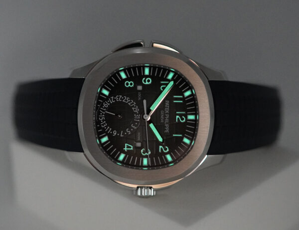 Patek PHILIPPE 5164A AQUANAUT TRAVEL TIME STAINLESS STEEL 2017 EXTRA STRAP FULL SET - Image 11