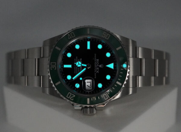 Rolex 126610LV SUBMARINER 41 GREEN MK1 BEZEL BLACK DIAL 2022 WARRANTY FULL SET - Image 11