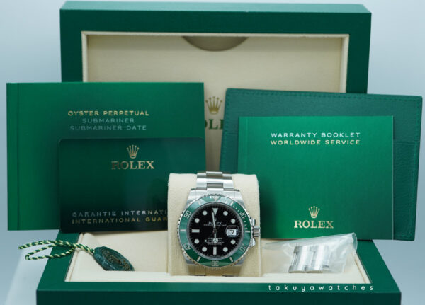 Rolex 126610LV SUBMARINER 41 GREEN MK1 BEZEL BLACK DIAL 2022 WARRANTY FULL SET - Image 2