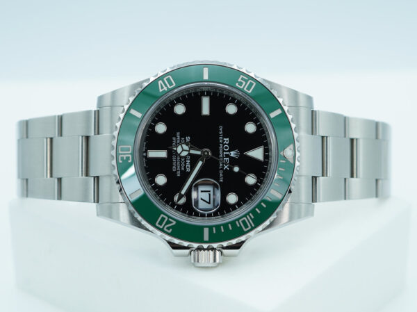 Rolex 126610LV SUBMARINER 41 GREEN MK1 BEZEL BLACK DIAL 2022 WARRANTY FULL SET - Image 9