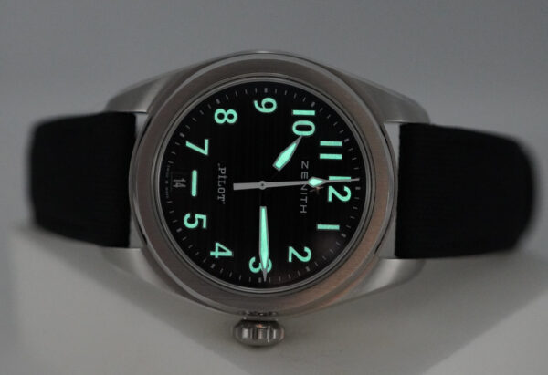 Zenith PILOT STEEL AUTOMATIC BLACK DIAL 40MM 2024 WARRANTY FULL SET - Image 11