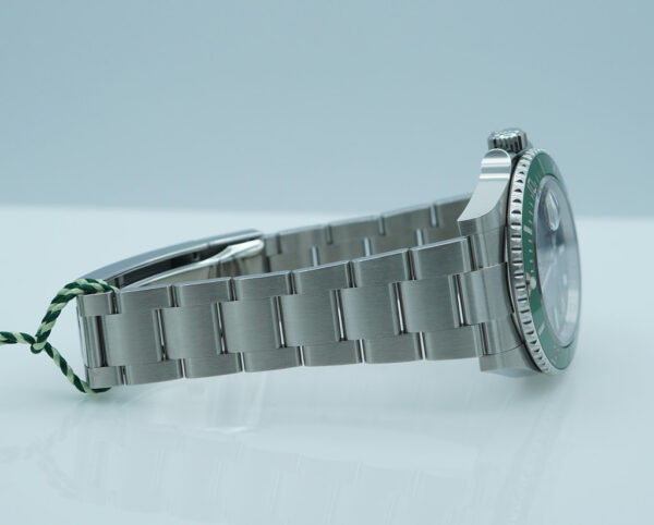 BRAND NEW Rolex 126610LV SUBMARINER 41 GREEN MK2 BEZEL BLACK DIAL 2024 FULL SET - Image 6