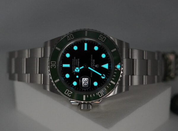 BRAND NEW Rolex 126610LV SUBMARINER 41 GREEN MK2 BEZEL BLACK DIAL 2024 FULL SET - Image 11