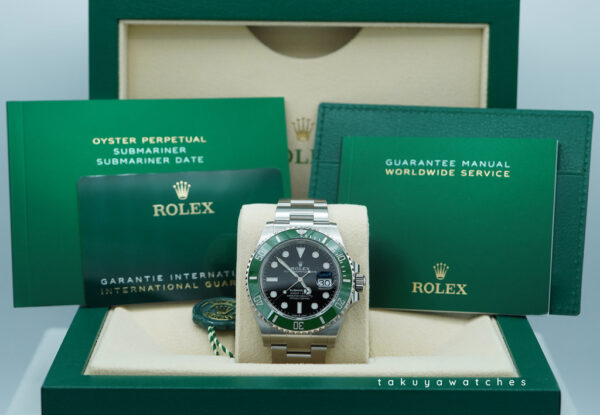 BRAND NEW Rolex 126610LV SUBMARINER 41 GREEN MK2 BEZEL BLACK DIAL 2024 FULL SET - Image 2