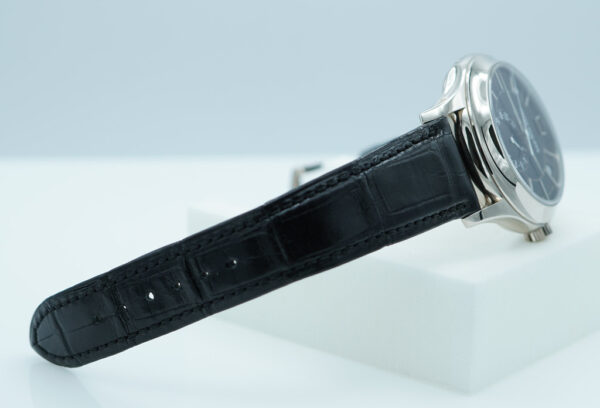 Patek PHILIPPE 5205G ANNUAL CALENDAR 18K WHITE GOLD BLUE DIAL 2020 FULL SET - Image 6