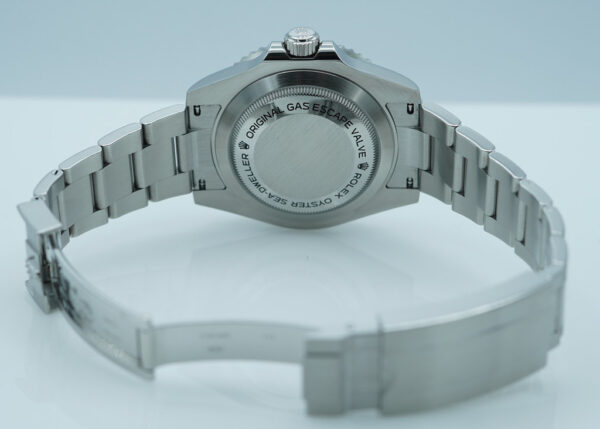 Rolex 116600 SD4K SEA-DWELLER 4000 CERAMIC BEZEL 40MM 2017 FULL SET - Image 8