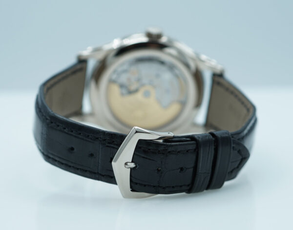 Patek PHILIPPE 5205G ANNUAL CALENDAR 18K WHITE GOLD BLUE DIAL 2020 FULL SET - Image 7